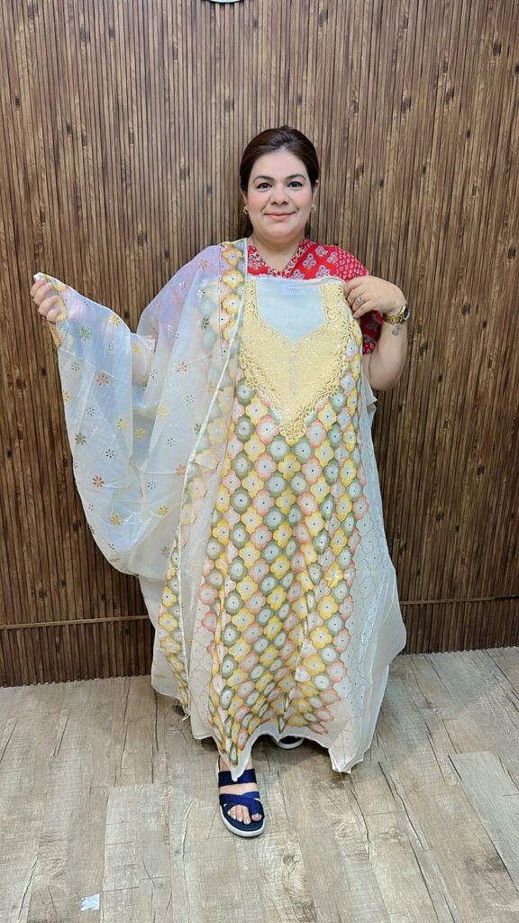 Beautiful cotton suit ccc300white