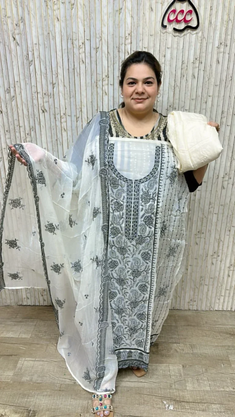 Beautiful embroidery suit ccc176white