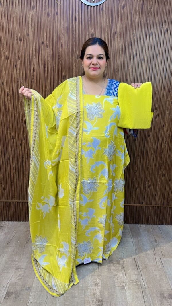 Beautiful Floral Print Suit CCC505 - Image 2