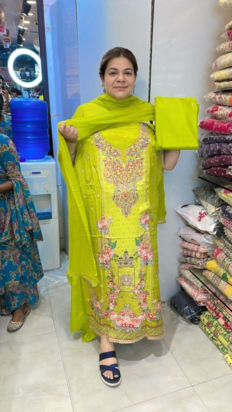 Beautiful floral suit ccc329