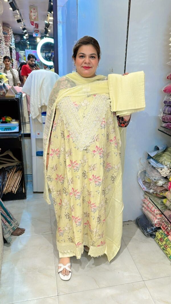 Beautiful Flower Print Suit CCC358 - Image 2