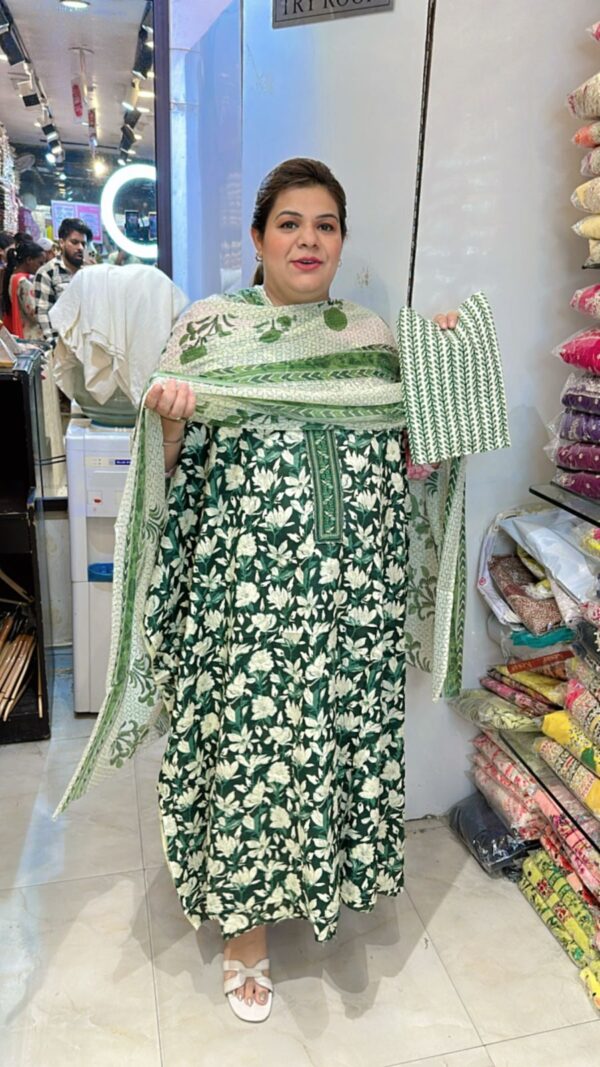 Beautiful Flower Print Suit CCC364