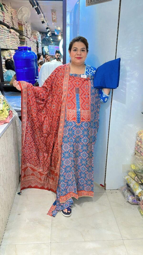 Beautiful Pattern Print Suit CCC399