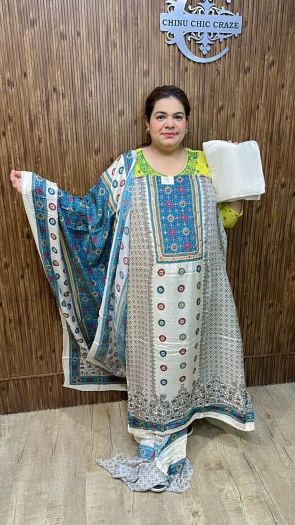 Beautiful Pattern Print Suit CCC404 - Image 4