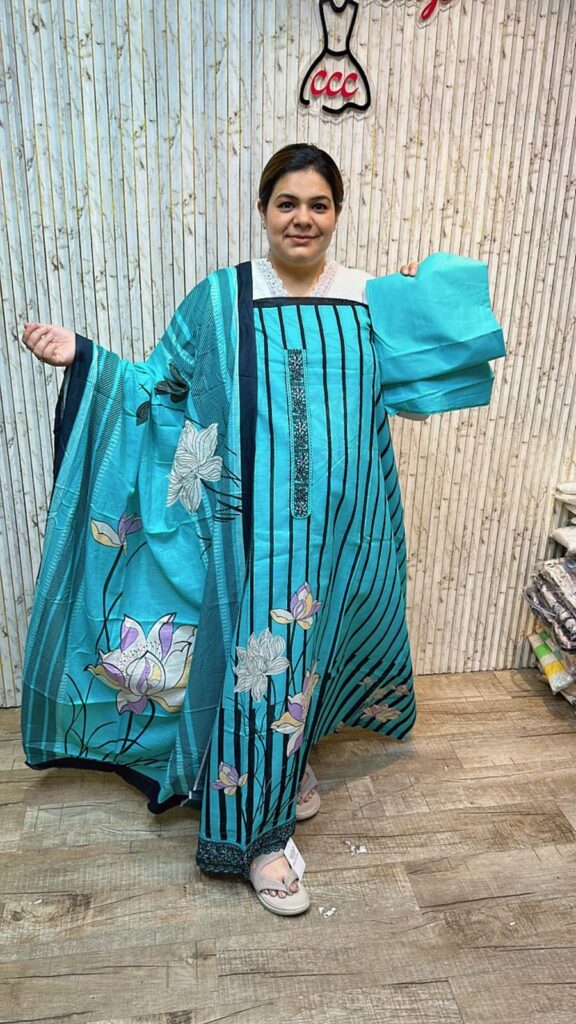 Beautiful stripped suit ccc229blue