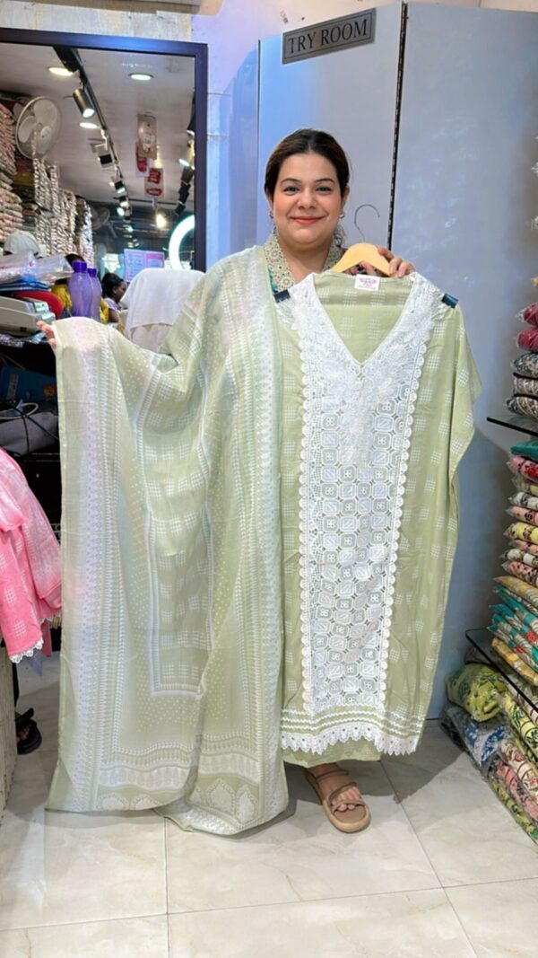 Beautiful Suit With Lace Work CCC486 - Image 3