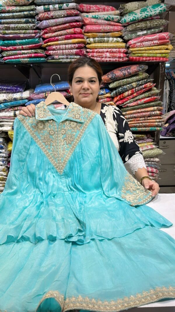 Pure Chinon CordSet With Heavy Neck Work PC516