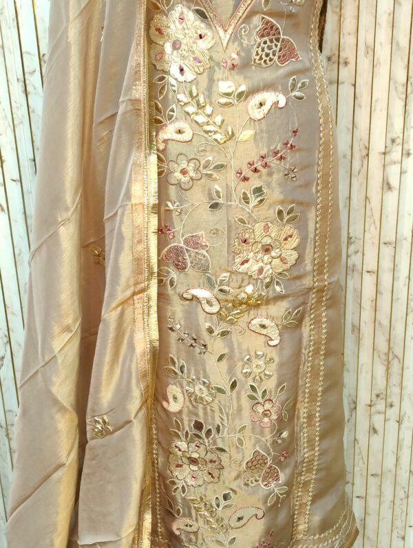 Stunning Designer Suit CCC440 - Image 4