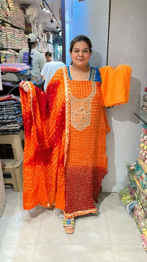 Stunning Designer Suit CCC490 - Image 2