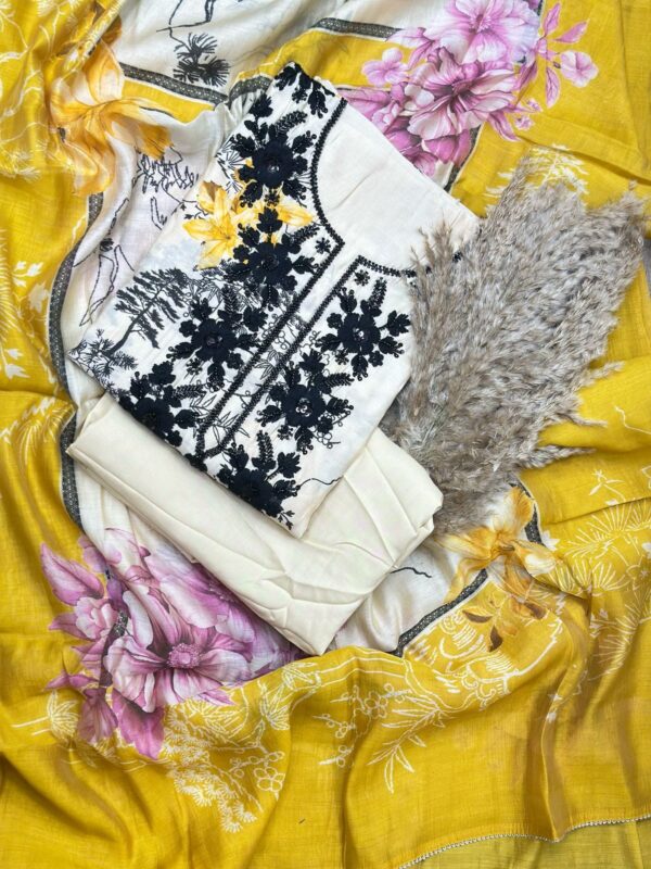 Stunning Embroidery Work Suit CCC430