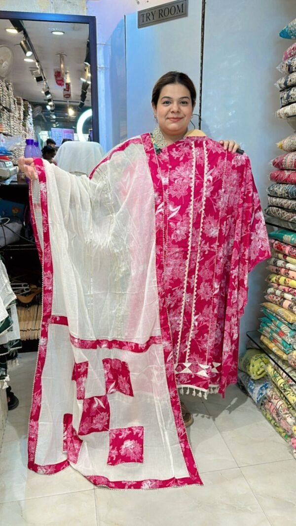 Stunning Floral Suit CCC471 - Image 3