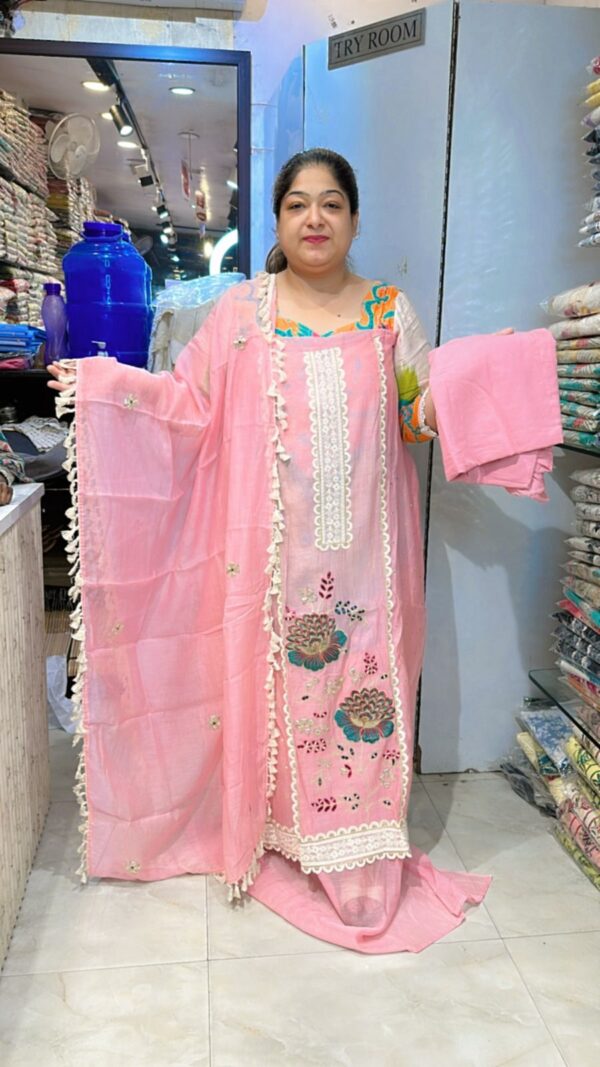 Stunning Floral Suit With Lace Work CCC462