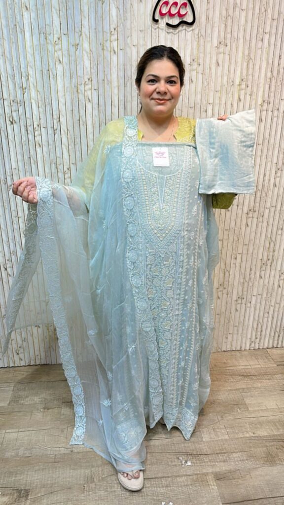 Stunning lucknow suit ccc2113