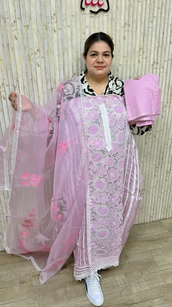 Stunning organza suit ccc196