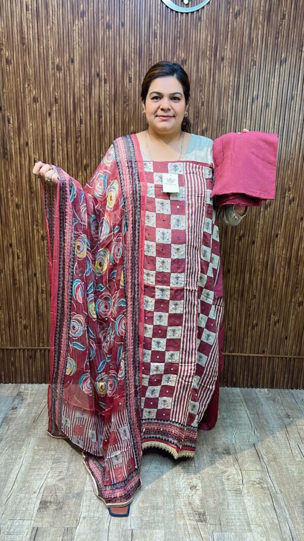 Stunning Designer Muslin Suit CCC529 - Image 3