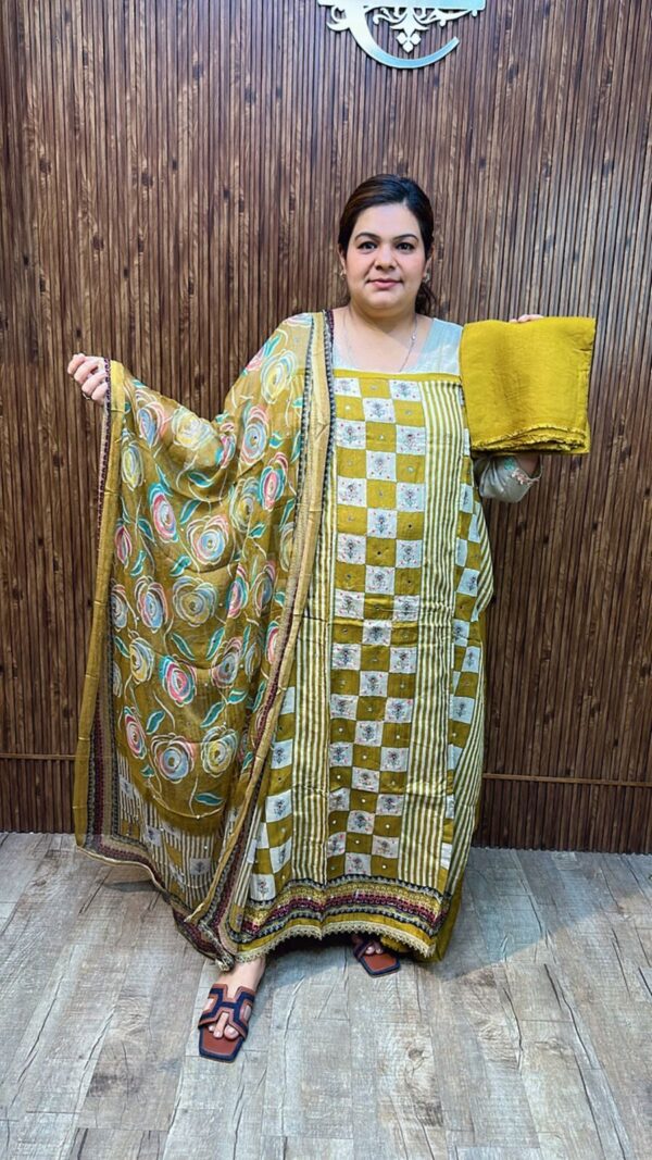 Stunning Designer Muslin Suit CCC529 - Image 2