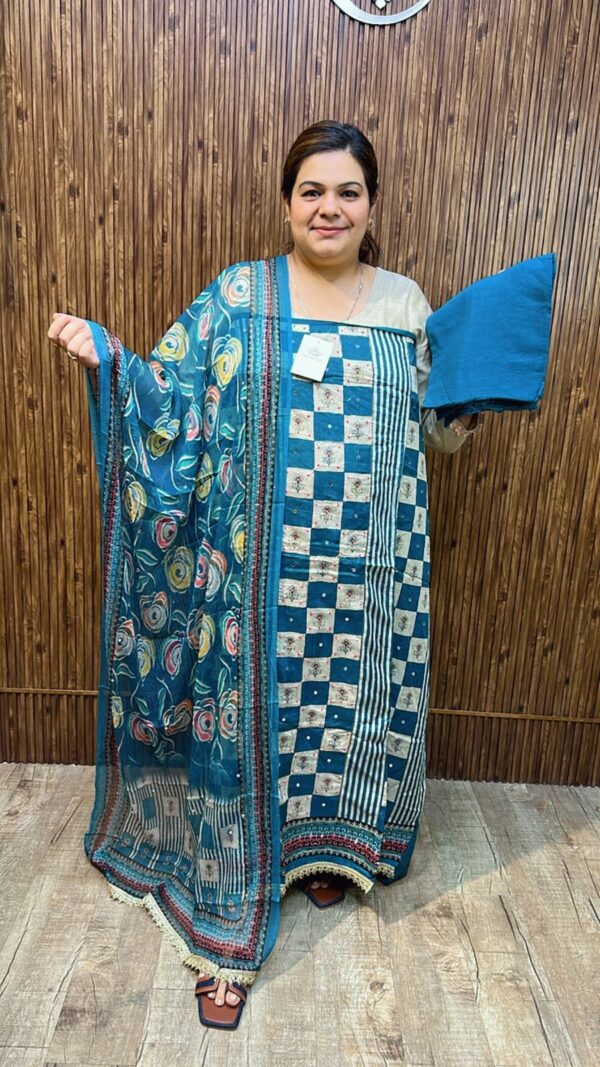 Stunning Designer Muslin Suit CCC529