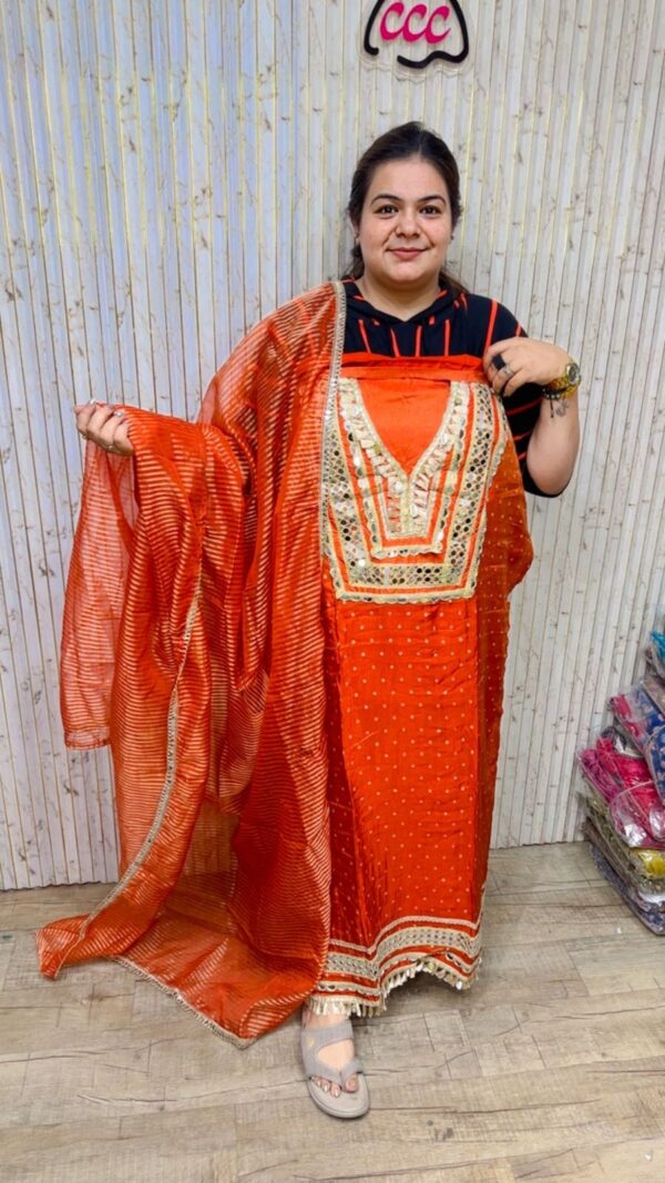 Stunning Gotta  Work Silk Suit CCC12