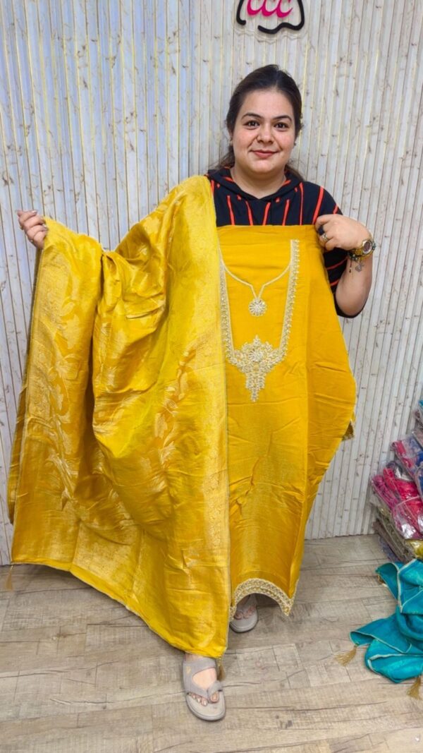 Beautiful Kundan Work Suit CCC11 - Image 4
