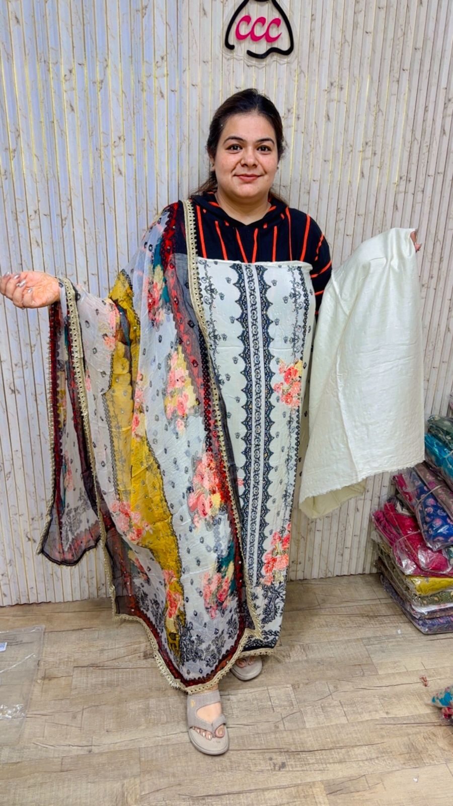 Stunning Crepe Suit CCC10