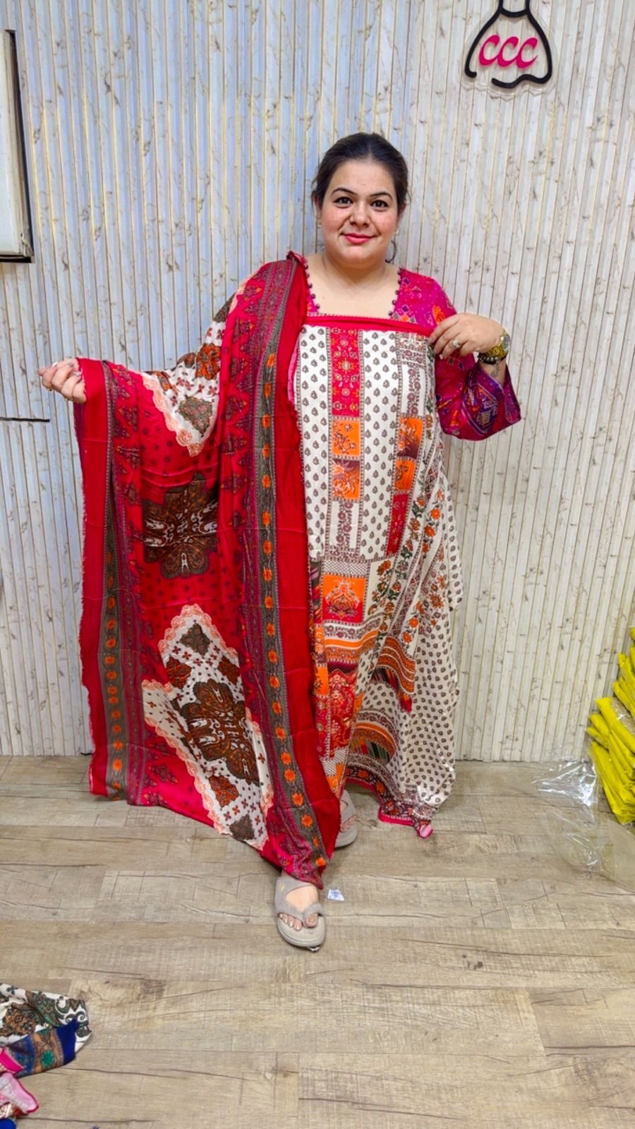 Stunning Branded Pashmina CCC42 - Image 3