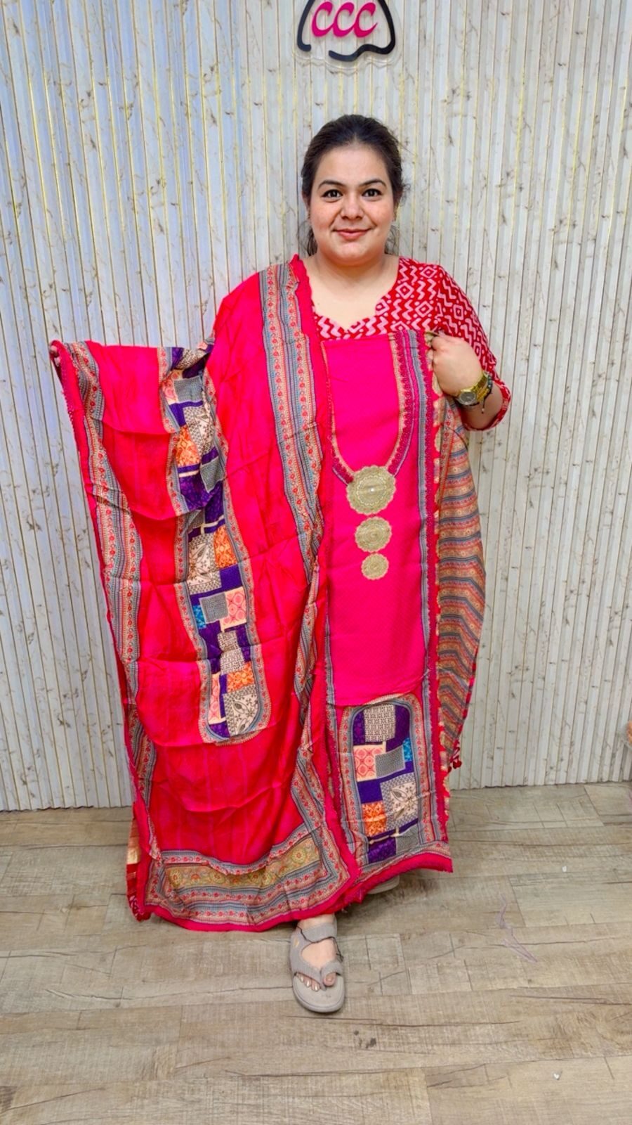 Stunning Maslin Suit ccc16