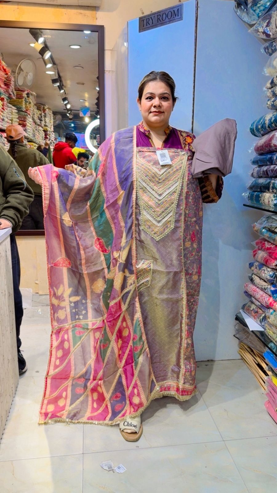 Stunning Shimar Suit ccc22 - Image 3