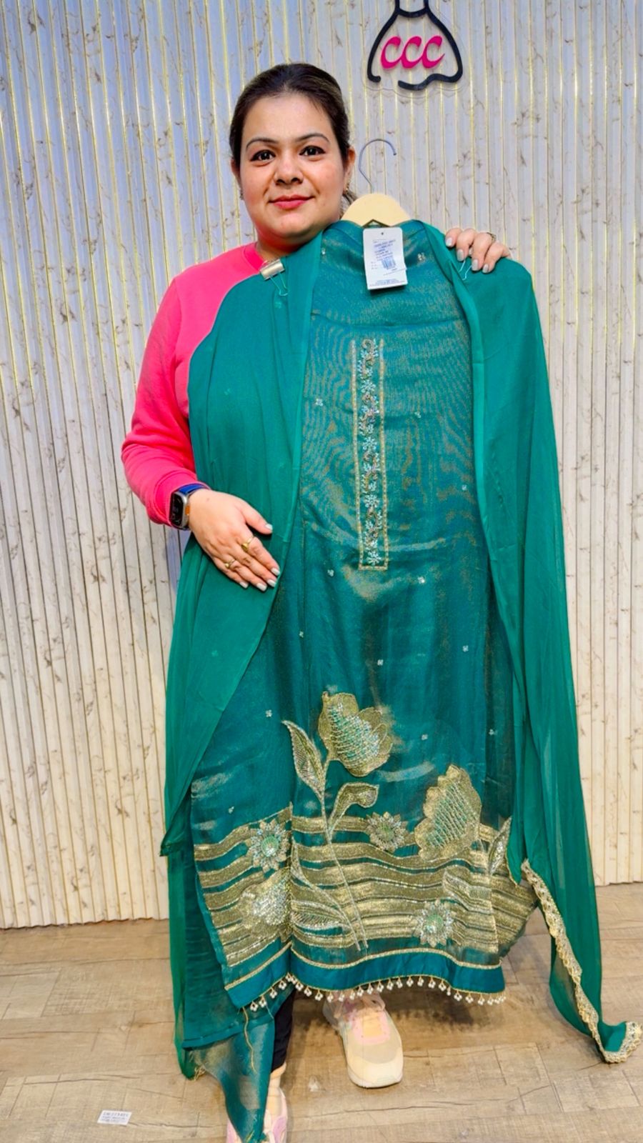 Stunning Burberry Suit Ccc51 - Image 2