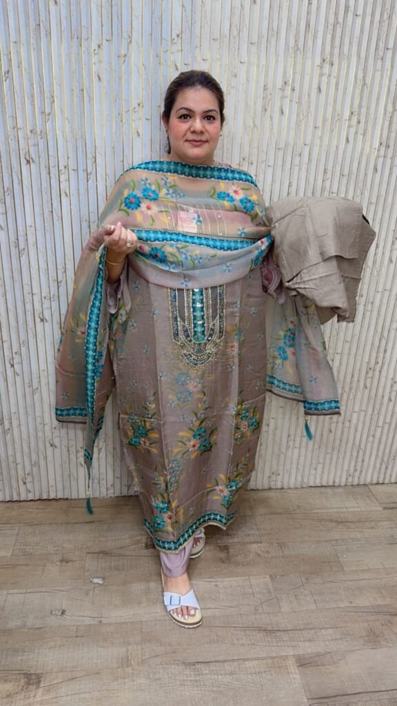 designer pure silk suit ccc363