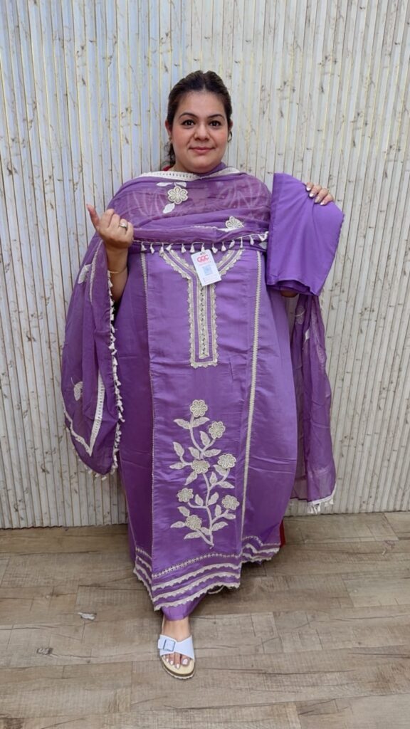 designer pure silk suit ccc366