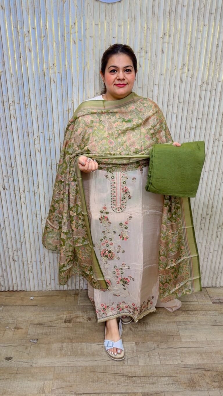 designer pure silk suit ccc547