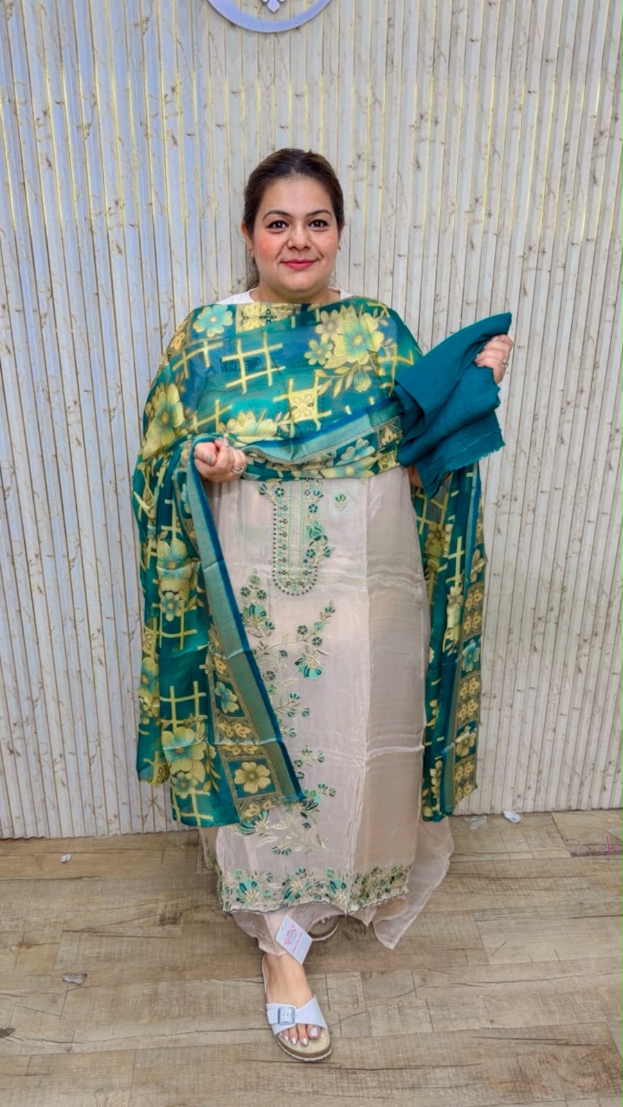 designer pure silk suit ccc547
