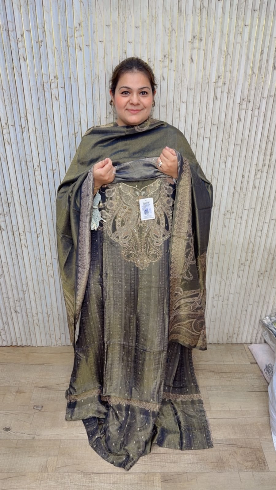 designer pure silk suit ccc622