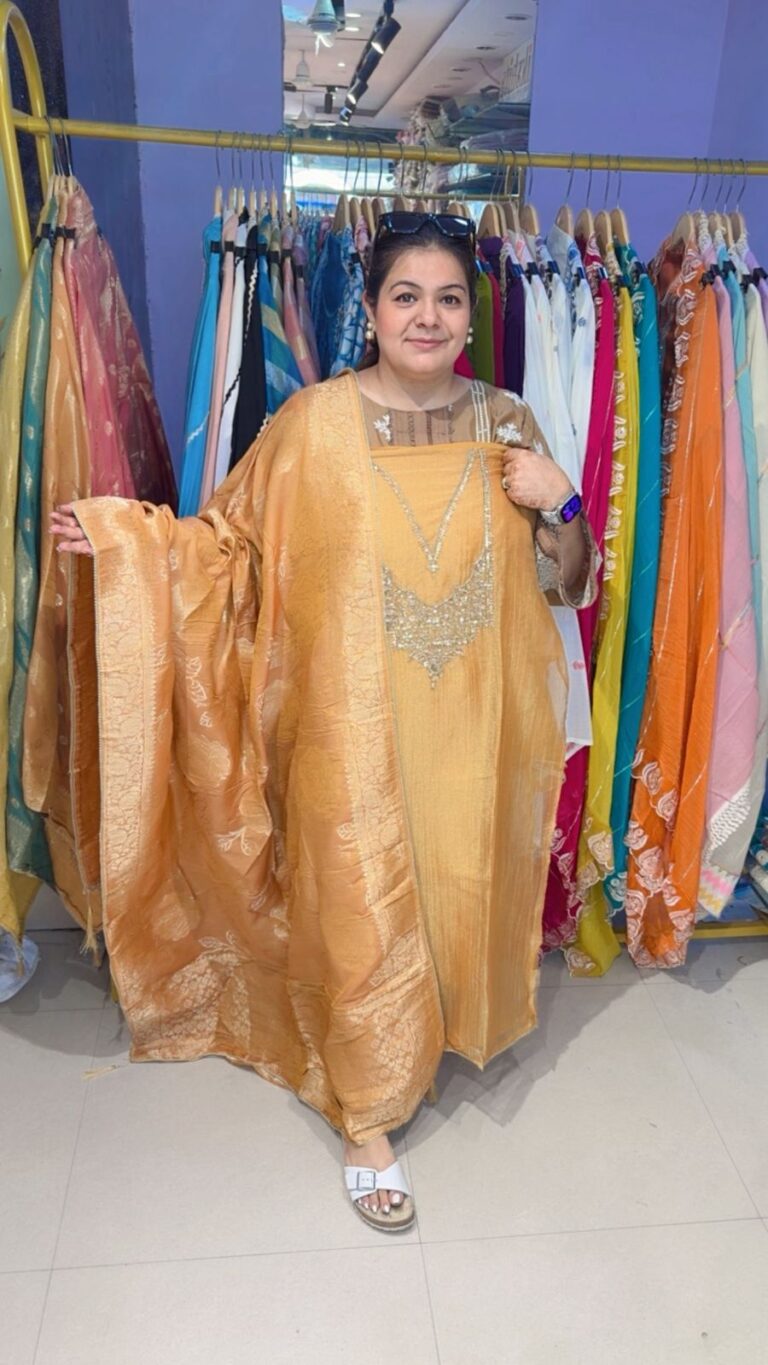 designer pure crush tissue suit